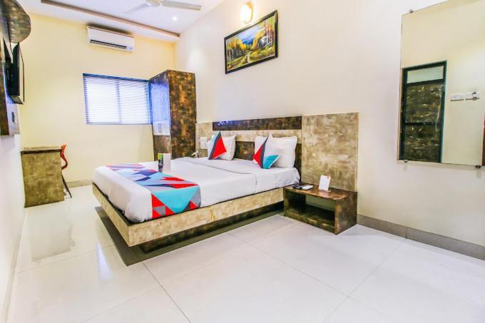 Hotel Embassy Grand Near Us Embassy Bkc Mumbai Bagian luar foto