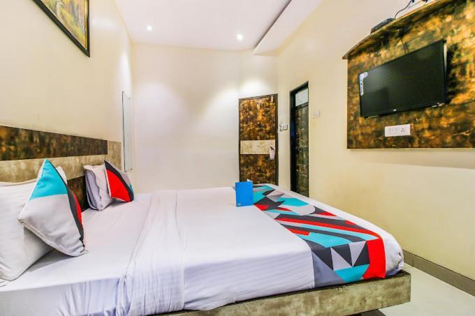 Hotel Embassy Grand Near Us Embassy Bkc Mumbai Bagian luar foto