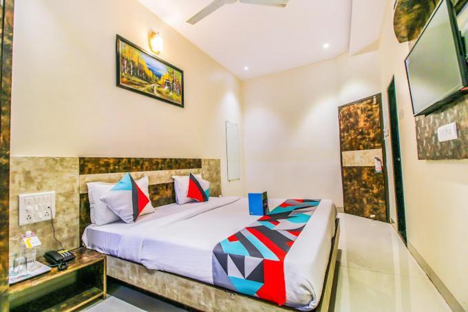 Hotel Embassy Grand Near Us Embassy Bkc Mumbai Bagian luar foto
