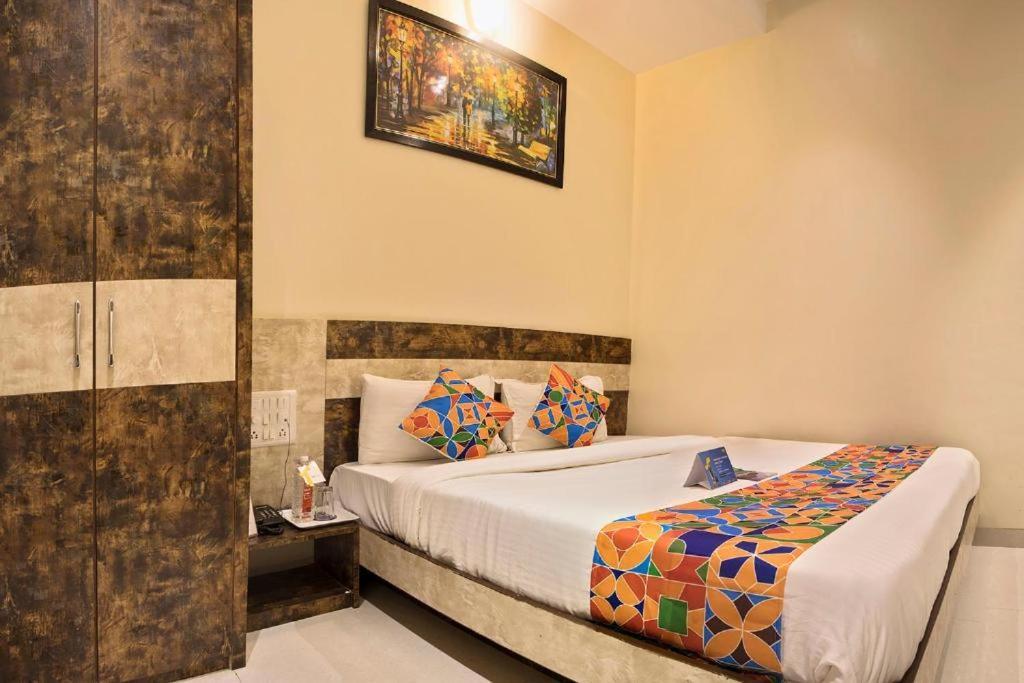Hotel Embassy Grand Near Us Embassy Bkc Mumbai Bagian luar foto